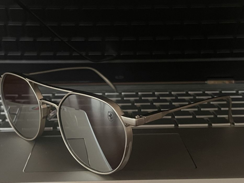 Очки Ferrari brend