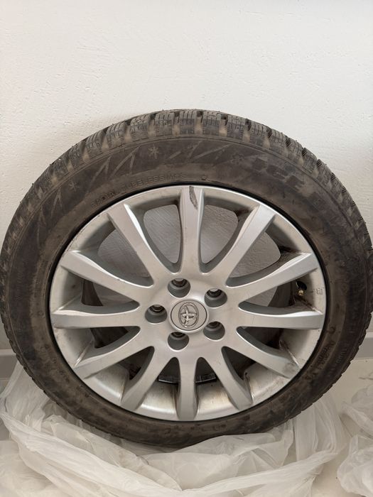Продам титанки R17 Toyota оригинал