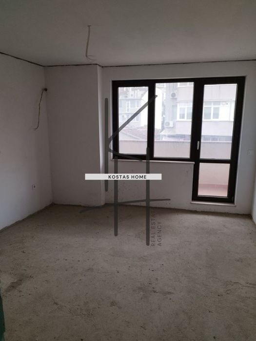 Продава се Двустаен апартамент в Варна, Погреби - 70 кв.м за 1843 €/кв.м - Снимка #6