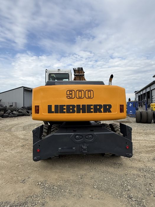 Excavator pe roti Liebherr A 900 C