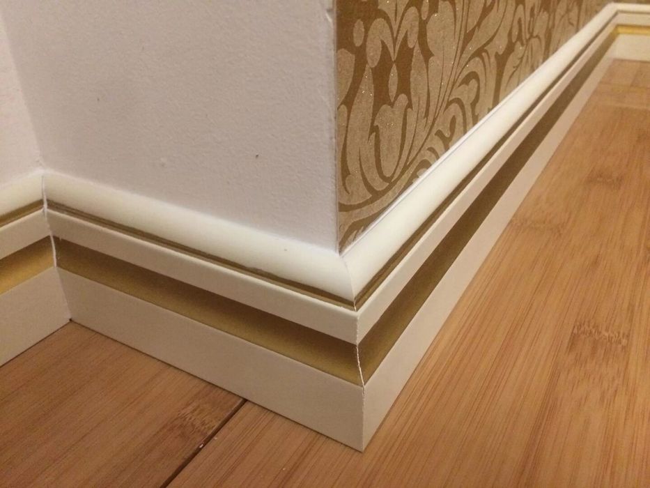 Установка плинтусов