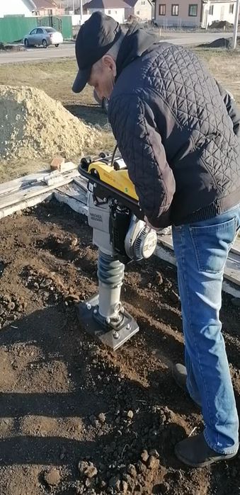 220 Prokat trambovka Kenguru aparat