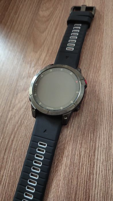 Garmin epix (gen 2) 47 mm, sapphire titanium.