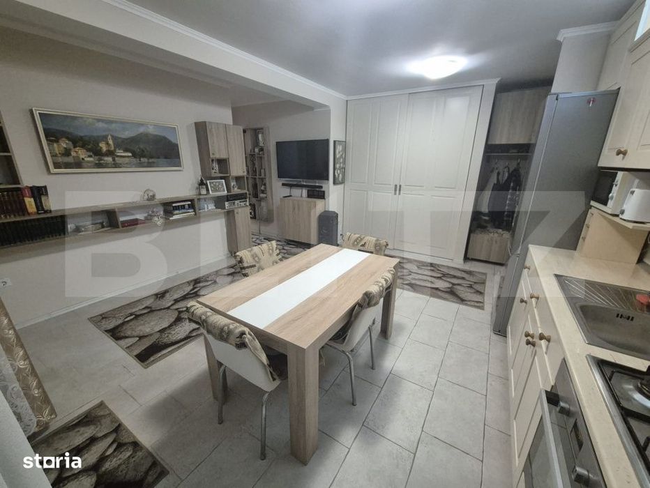 Apartament semidecomandat cu 2 camere, parcare, zona Tineretului — fotografia 1