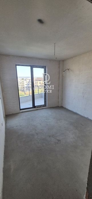 Продава се Тристаен апартамент в Варна, Аспарухово - 99 кв.м за 1561 €/кв.м - Снимка #2