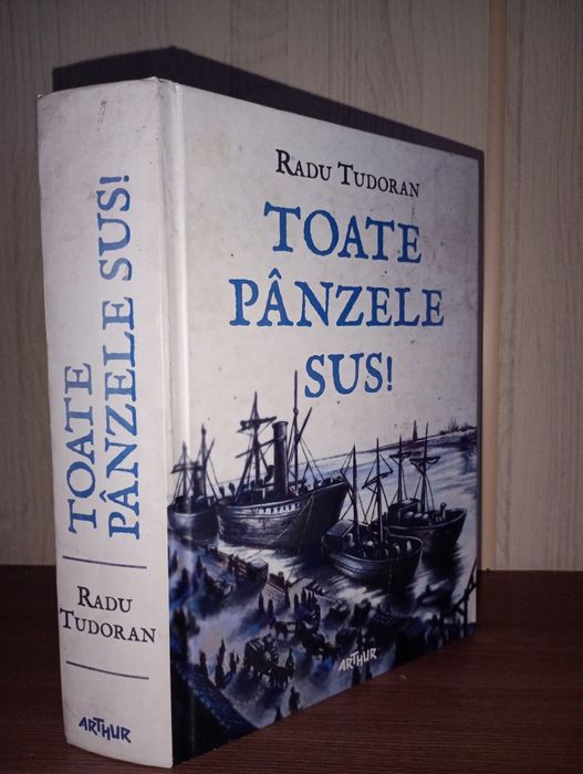 Carte-Toate Pânzele Sus