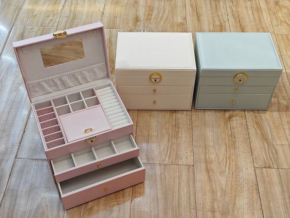 Шкатулка для украшений