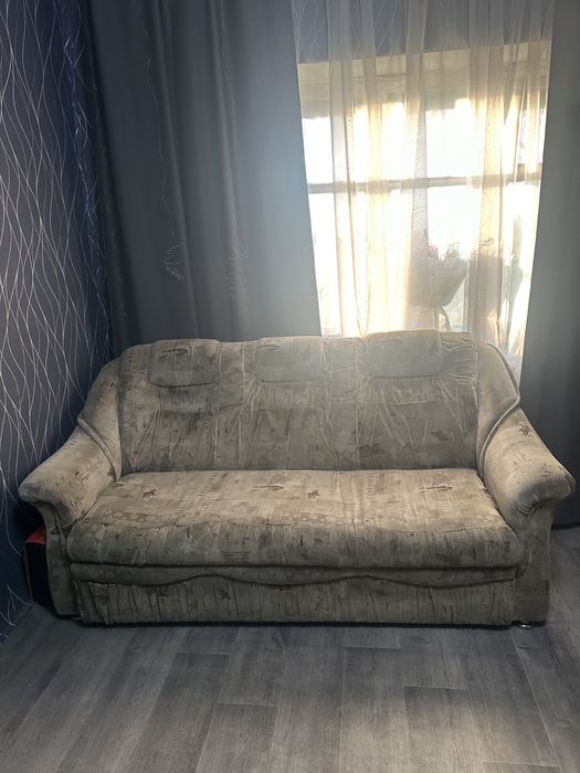 Отдам Диван даром
