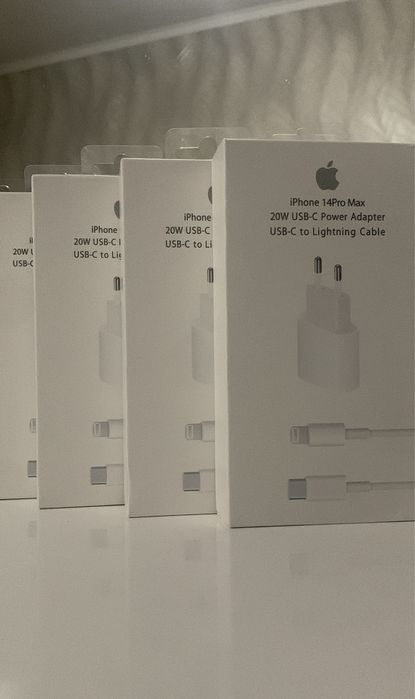 Зарядка для айфона