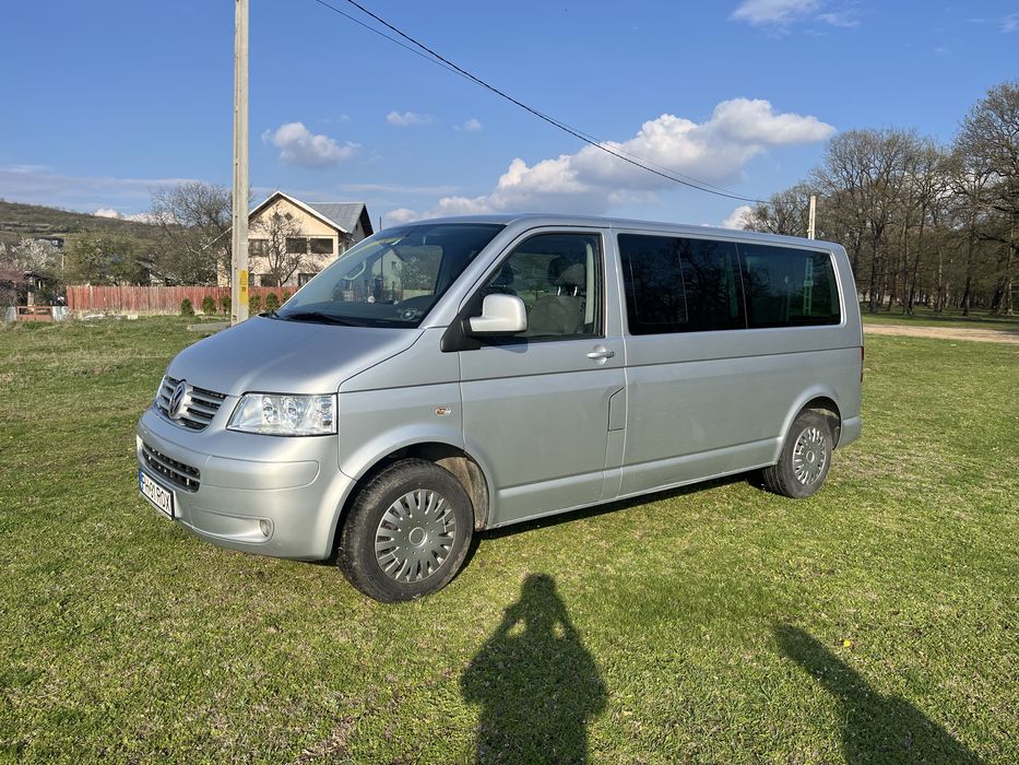 Vw Transporter Caravelle  7+1 2.5 TDI,  2009, 96KW.