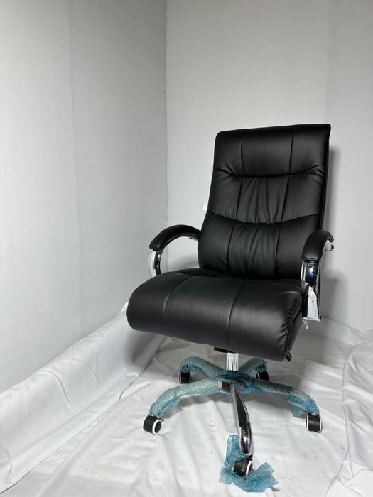 Офисное кресло для руководителей