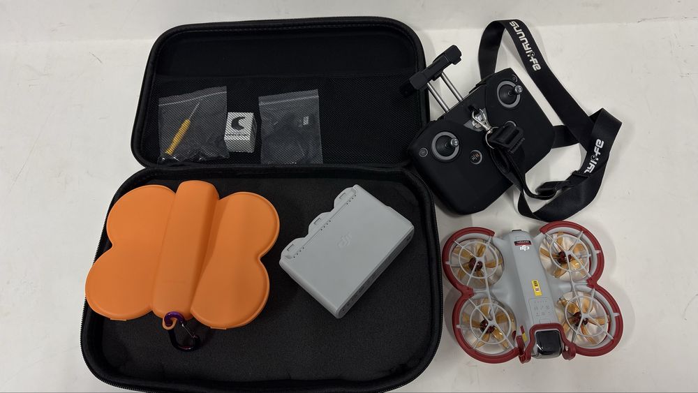 Drona Neo dji. Pachet combo.