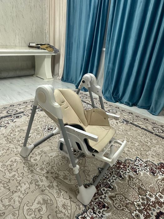 Детский стульчик для кормления Ivolia Трансфоомер