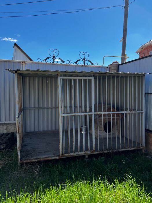 Продам вольер с будкой