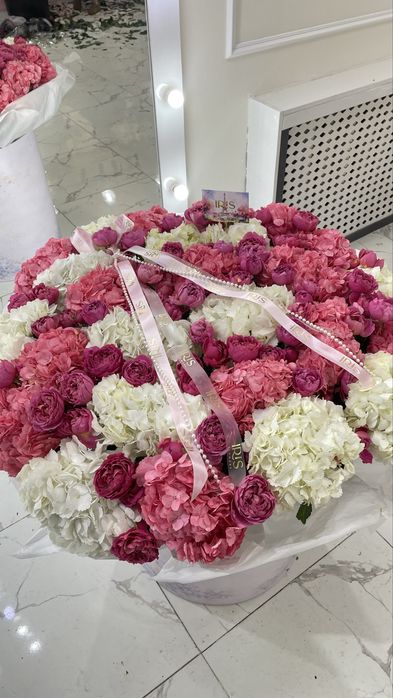 продается гигант композиция