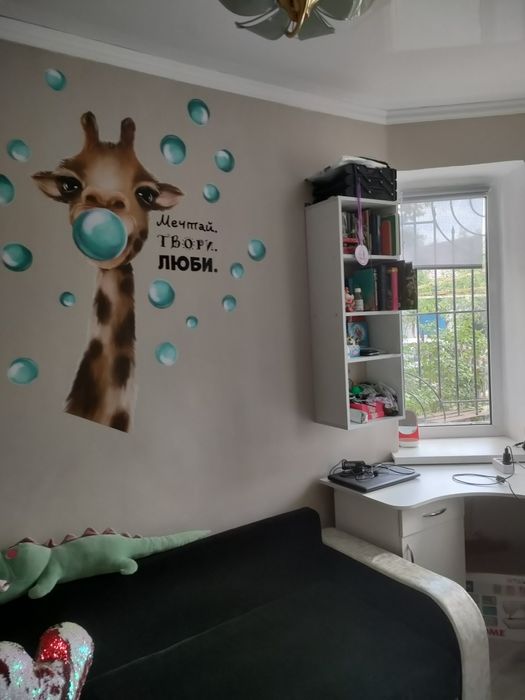 Продам с мебелью