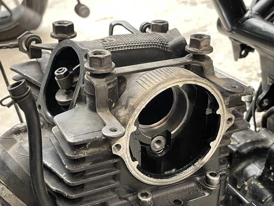 Motor piese Yamaha XVS Dragstar Virago 1100