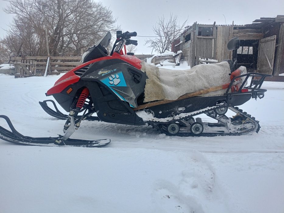 Продам снегоход Барыс 250куб