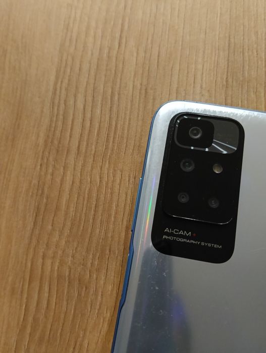 Продавам Xiaomi Redmi 10, 128GB, 4GB RAM