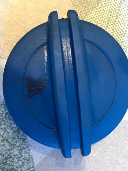 Капачка на разширителен съд