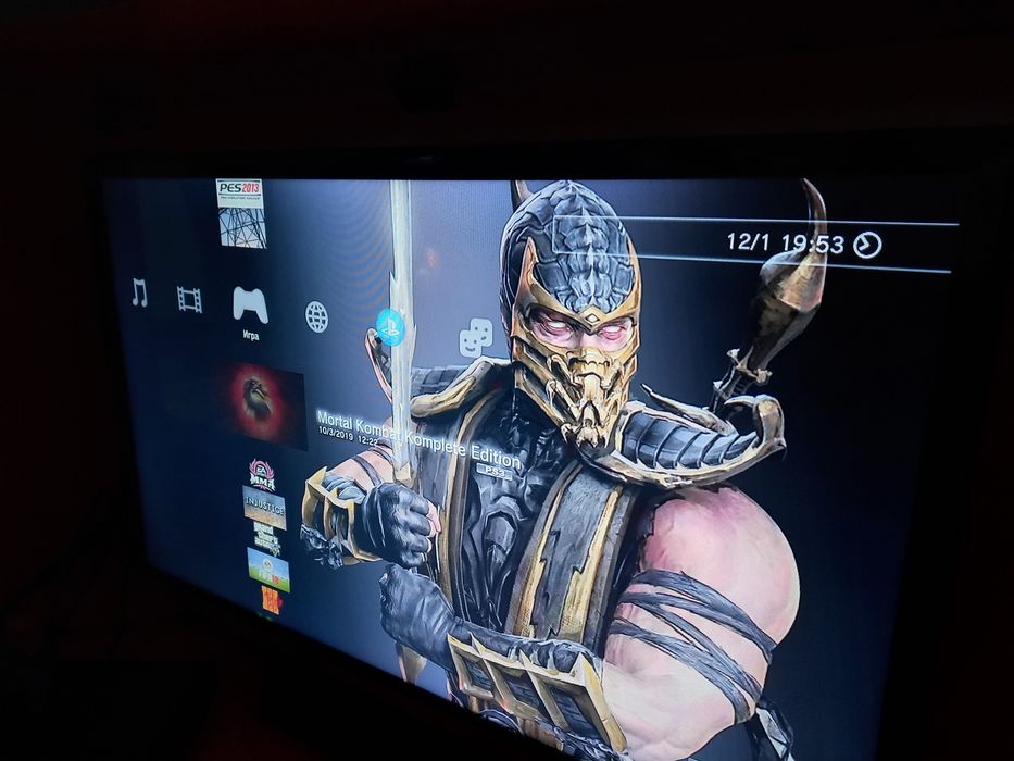 Super slim3 tiniq holati 22 o'yinlari yozilgan 2 yangi djoystik bor.