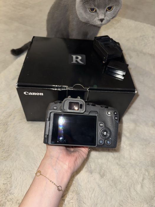 Aparat Canon EOS RP Mirrorless