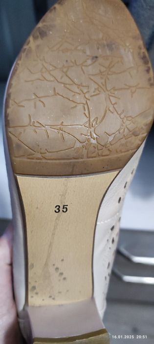 Женские туфельки