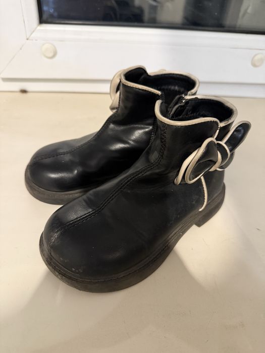 Обувь детская. Две пары