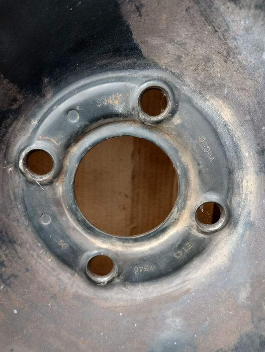 Железни джанти с гуми 15" за Рено Меган Сценик