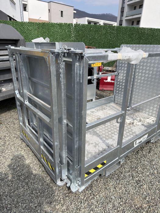 Platforma hidraulica manitou MRT capacitate 1000kg noua nefolosita