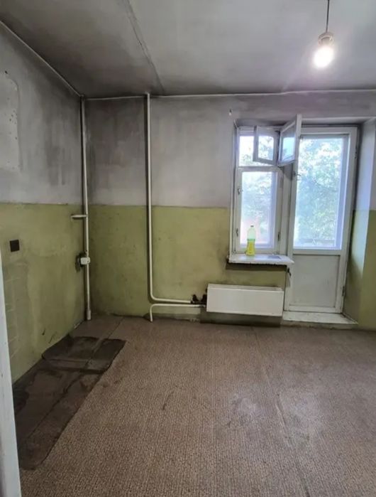 продам 3-х ком. 72кв. 3мкр. 2-этаж