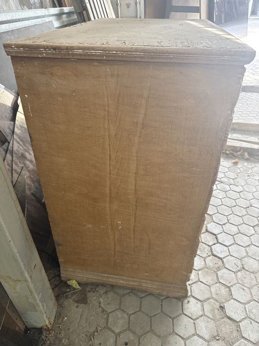 Продаю старинный камод