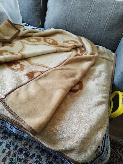 Продается большой плед