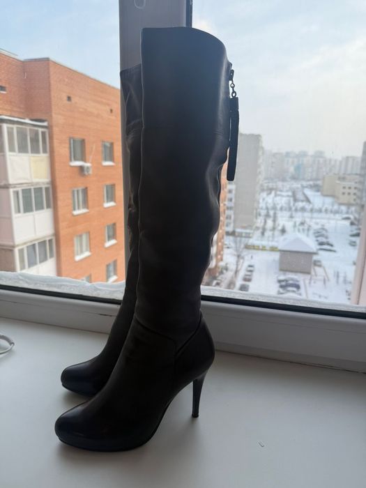 Продам сапоги женский