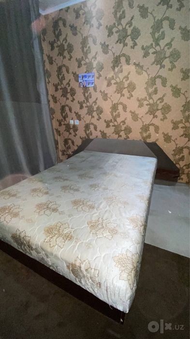 Продаю кровать 1,5