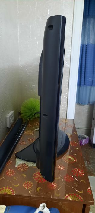 Продаётся телик LG 32рая диагональ 81см