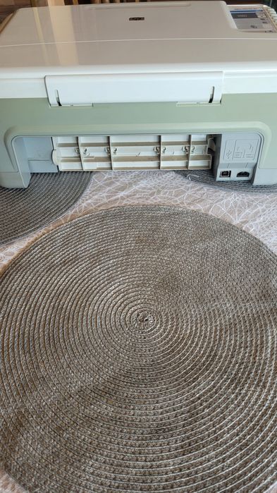 Компютър и принтер