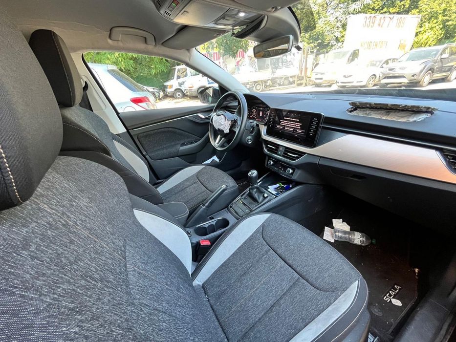 На части Skoda Scala 1.6tdi 2020 Dtg дигитално табло дистроник 95000км