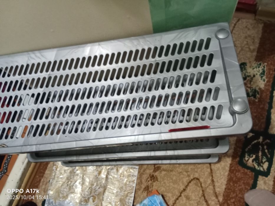 Продам ковер, зеркало, полка для обуви