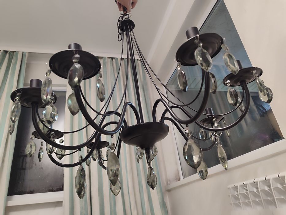 Люстра большая  срочно