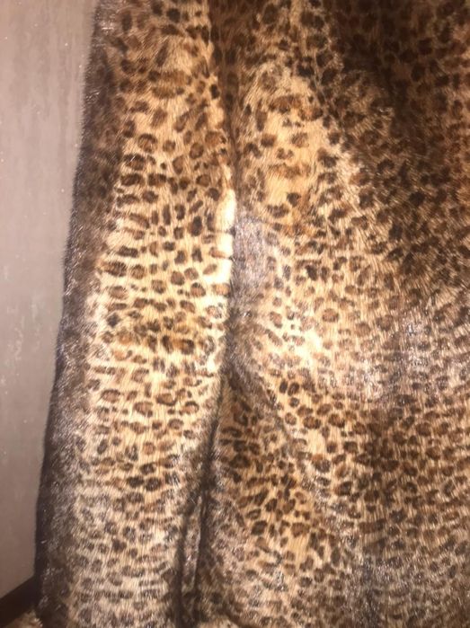 Норковая шуба сатылады.