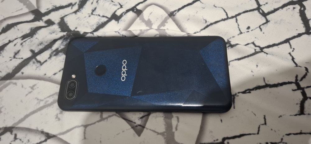 Oppo  A12  32gb.