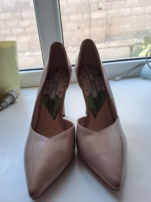 Туфли новые женские