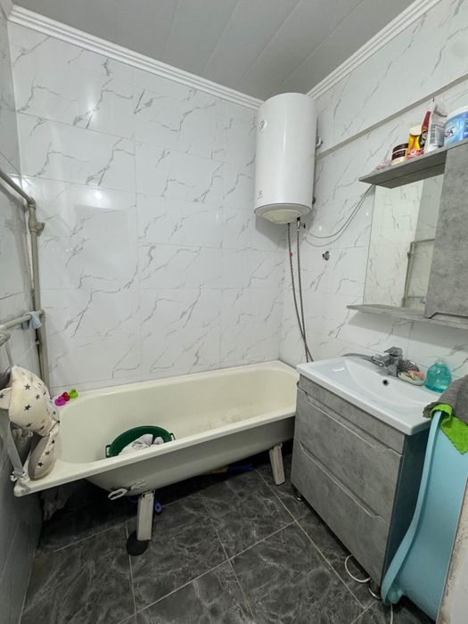 Продам квартиру срочно этаж 5/5