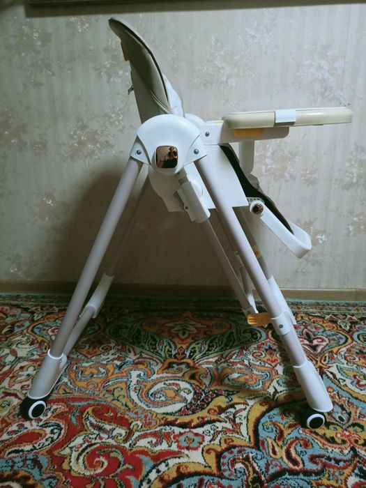 Продам стульчик для кормления