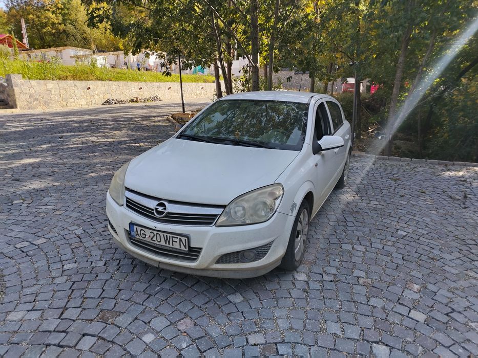 Vând Opel Astra H
