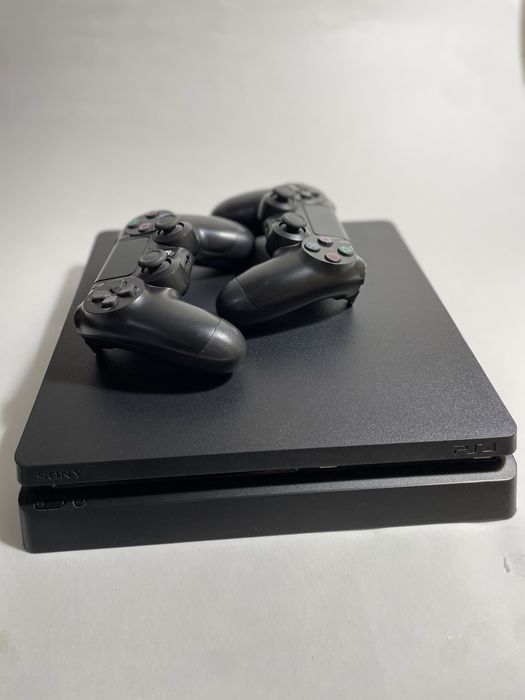продам ps 4 slim