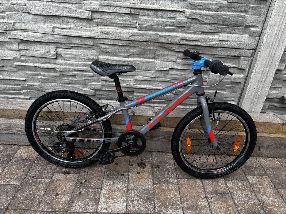 Bicicleta Cube 20 inch copii