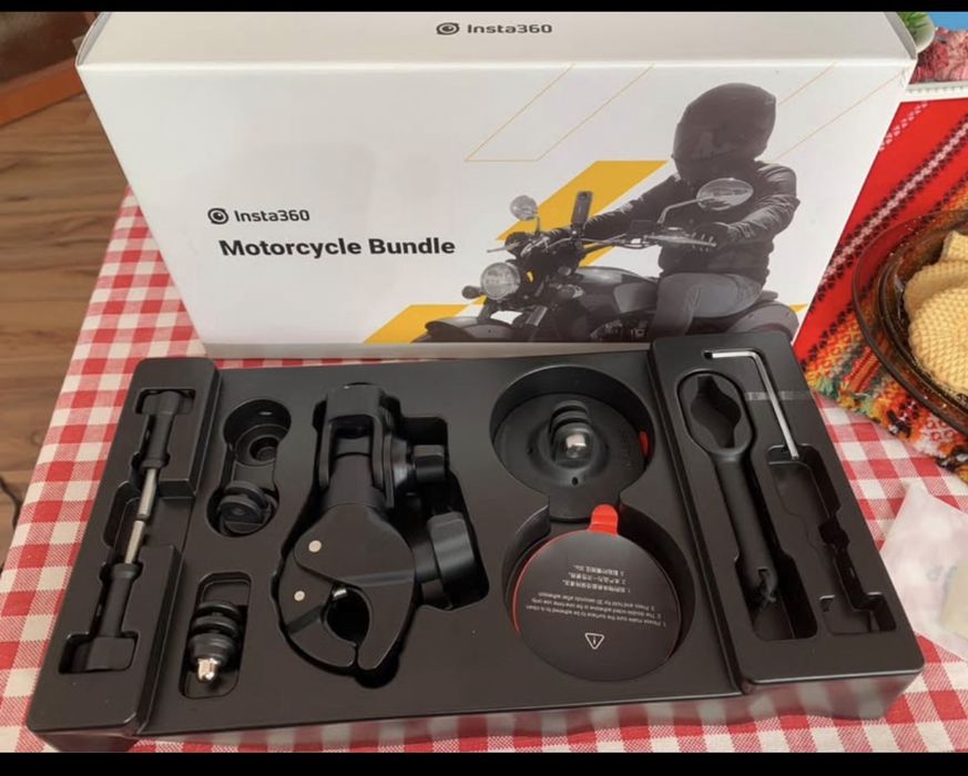 Insta 360 X4 Bundle