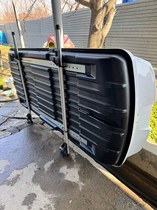 Багажник на крышу автомобиля